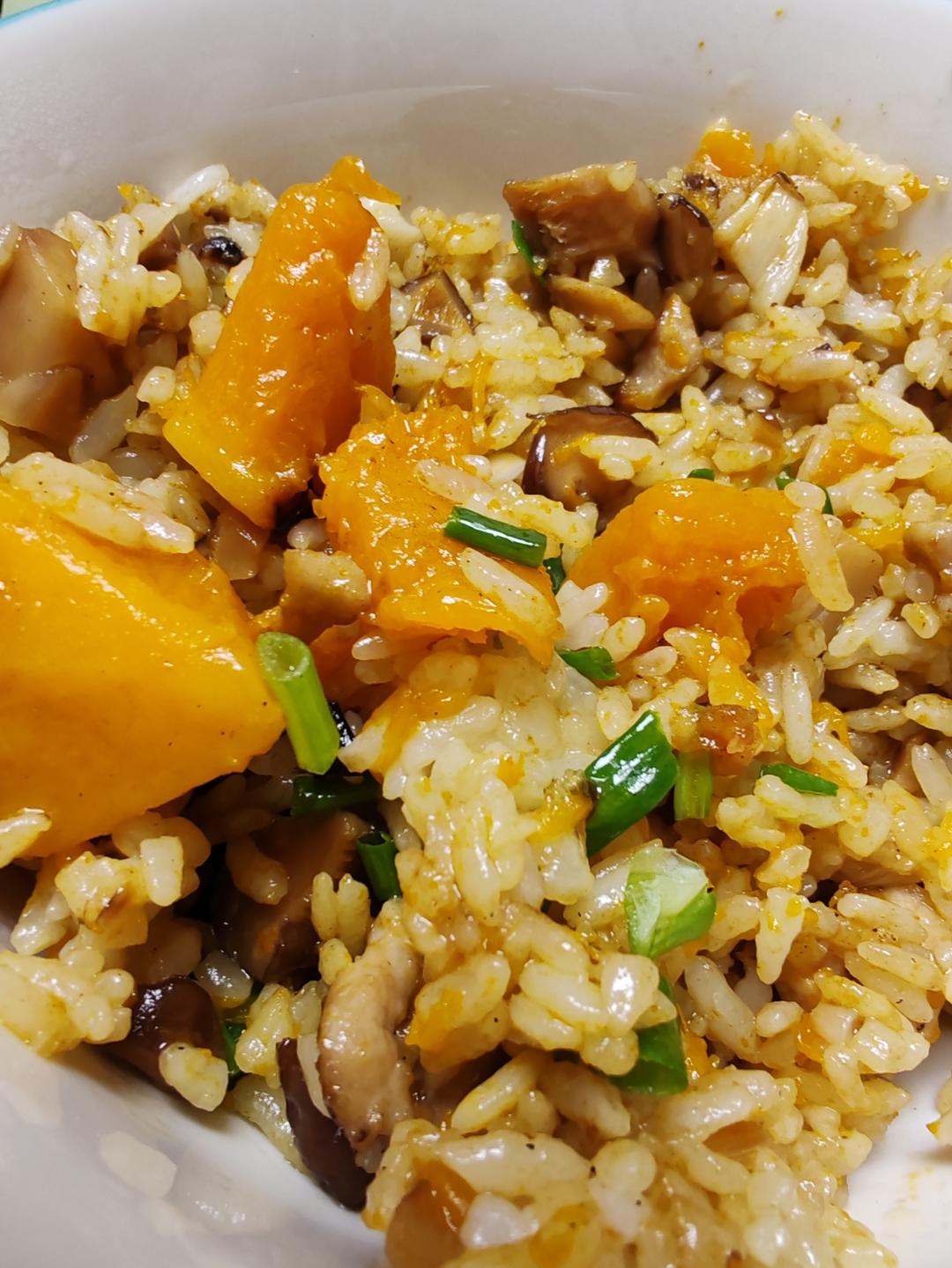 美味到不行的南瓜饭