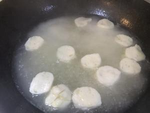 墨鱼丸高汤浸菜心-粤式家常菜的做法 步骤3