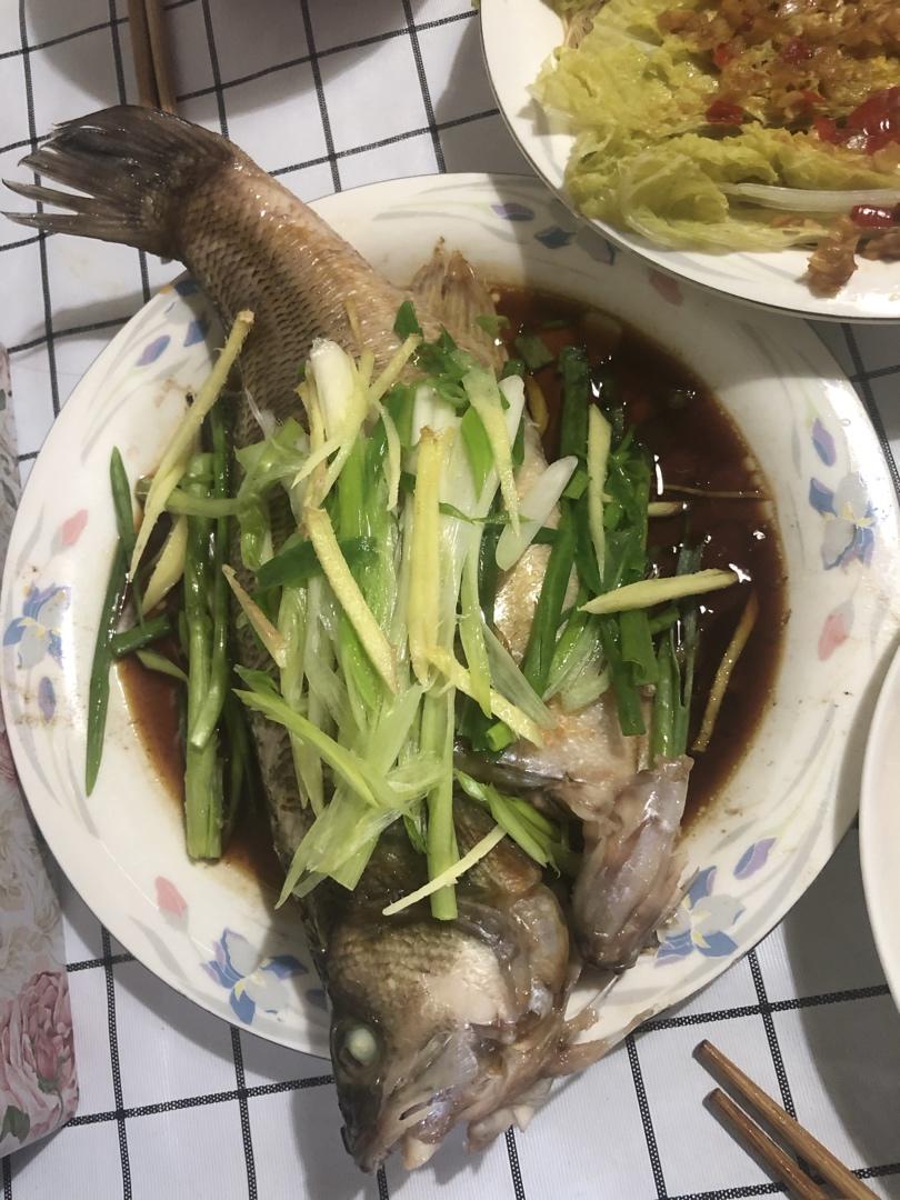 清蒸鱼（桂鱼、鲈鱼、多宝、鳊鱼均适用）