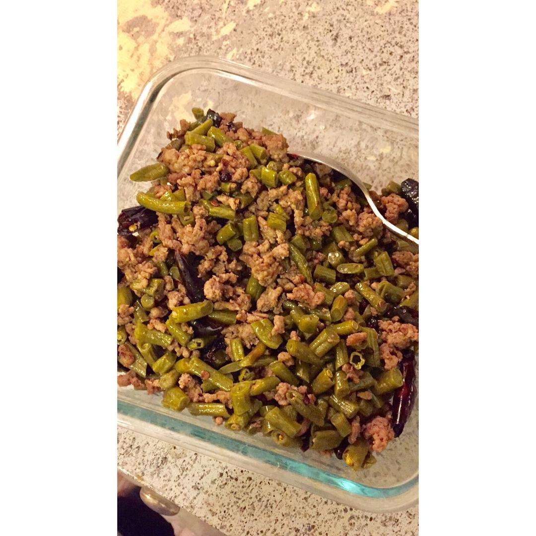 肉沫豆角下饭菜