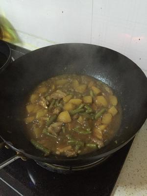 东北菜码—土豆炖豆角费饭神菜的做法 步骤10