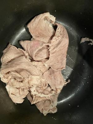 泡菜肥牛锅的做法 步骤4