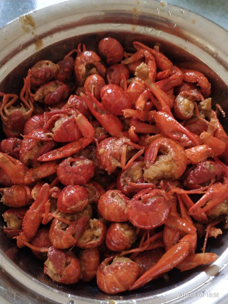 橘丽丝的蒜蓉小龙虾