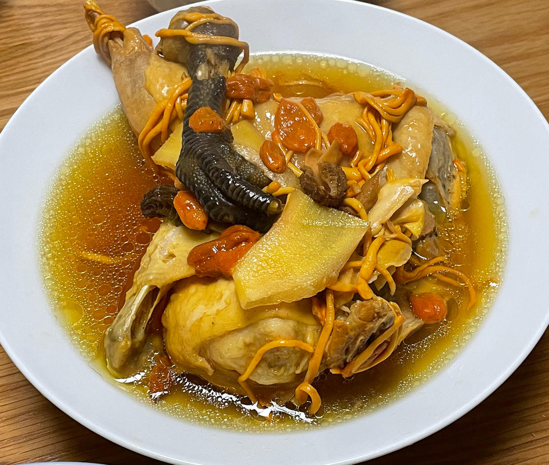 虫草花母鸡汤
