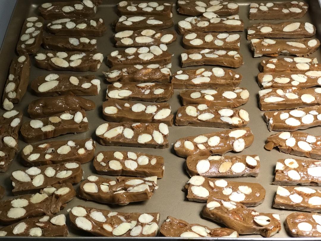 海盐杏仁太妃糖