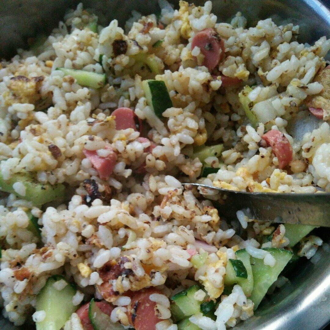黄金火腿肠蛋炒饭