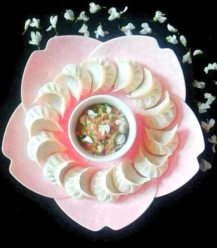 槐花鲜肉水饺