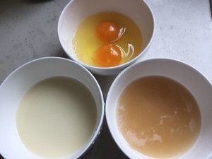 营养健康-豆浆海参虾仁炖蛋的做法 步骤1