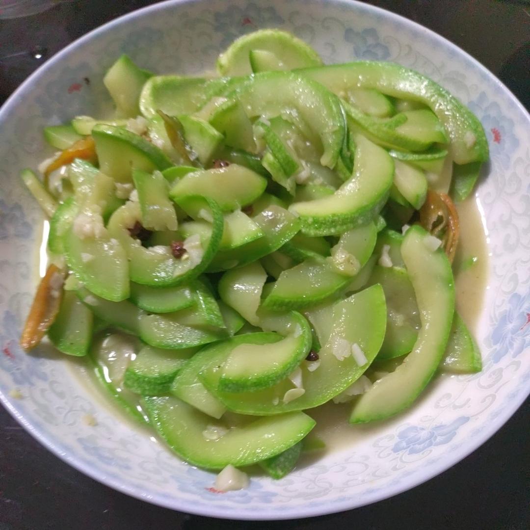 清炒西葫芦，五分钟快手菜