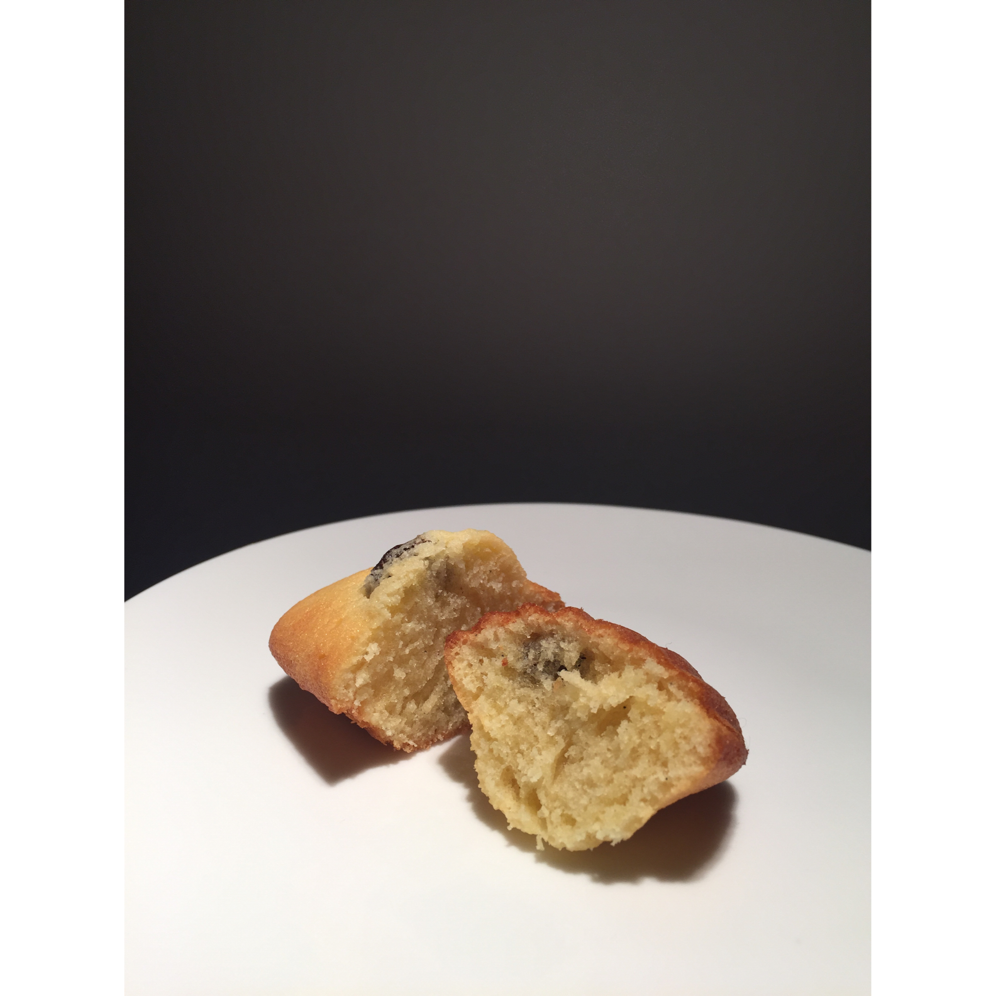 玛德琳（蓝带方）