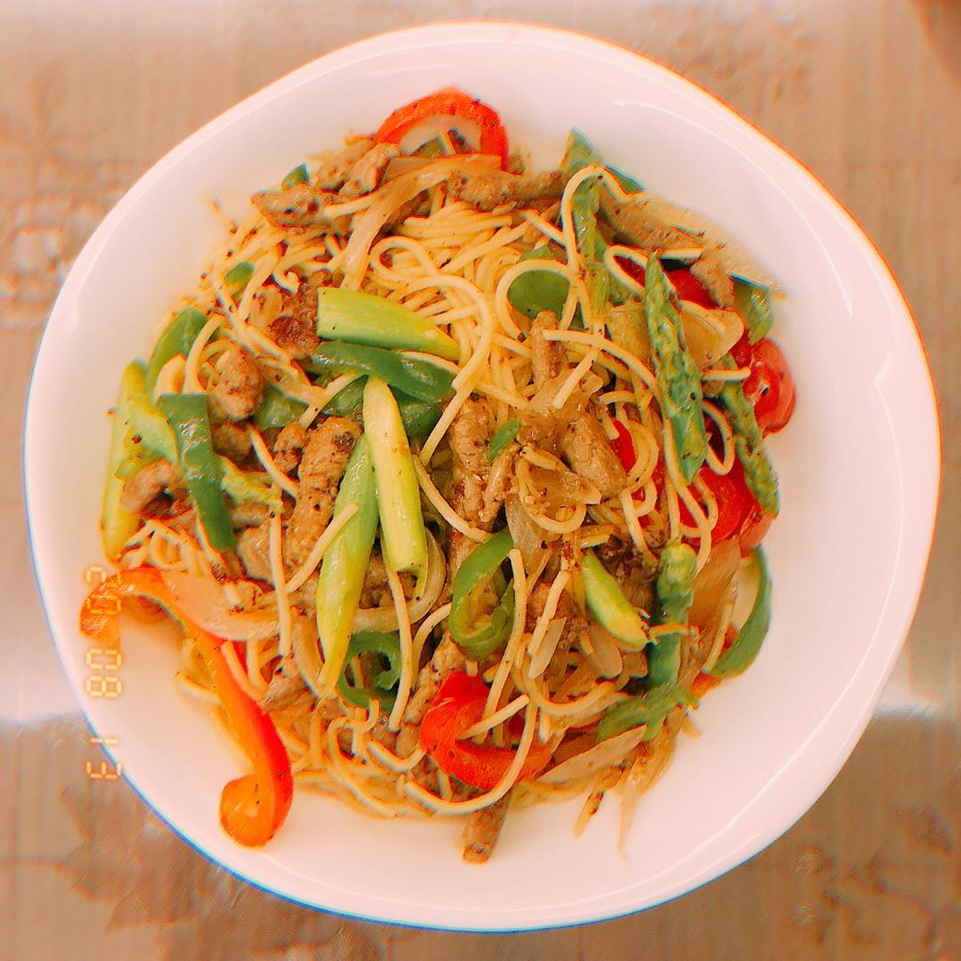 比餐厅好吃的黑椒牛柳意面🍝零失败简单教程