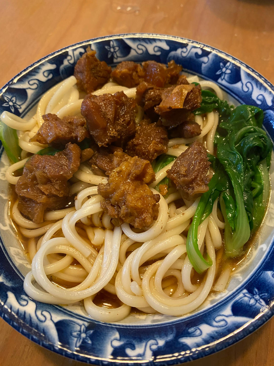 康师傅红烧牛肉面那个味的炖牛肉