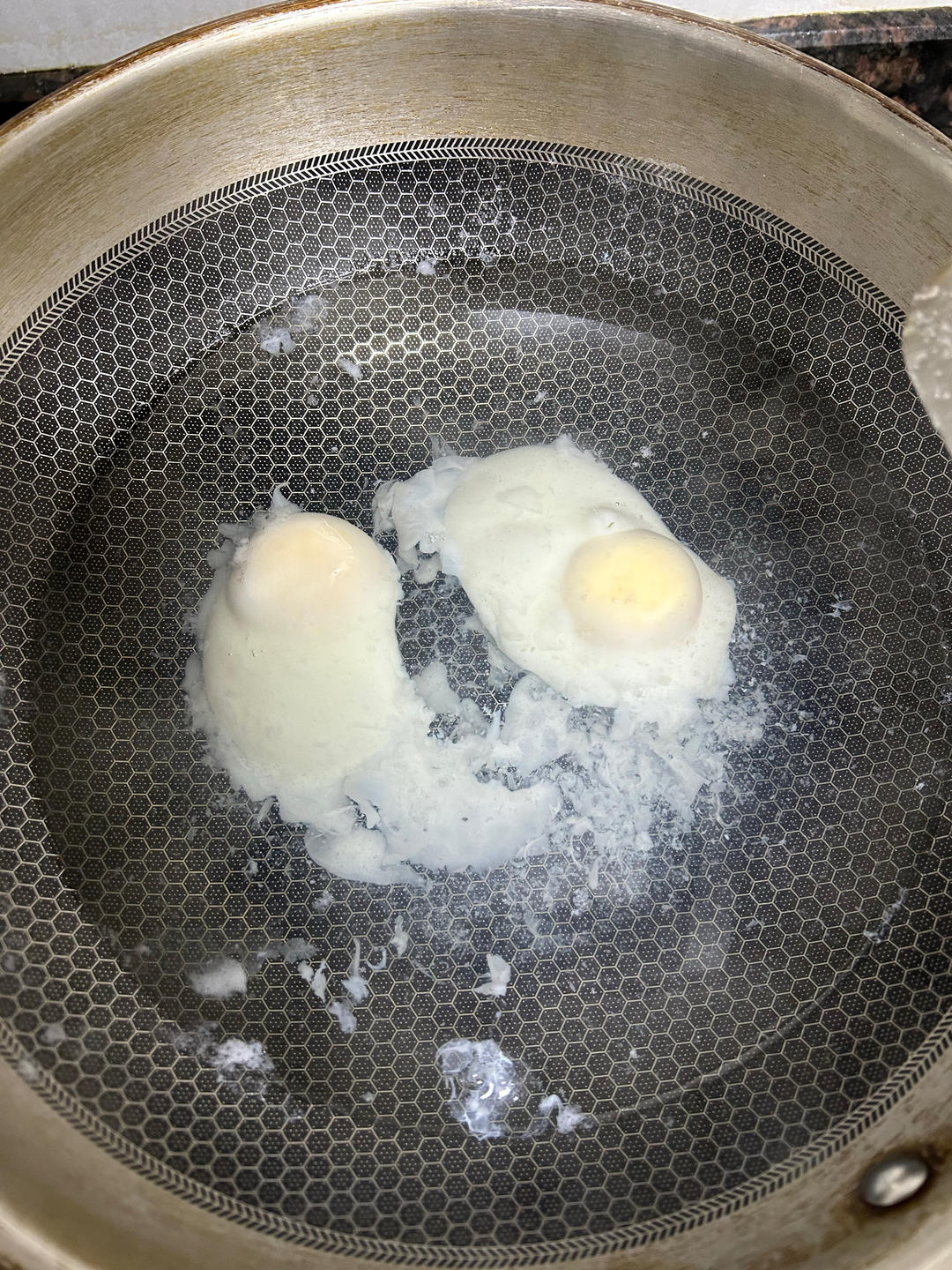 轻松做出形状完整的水煮荷包蛋