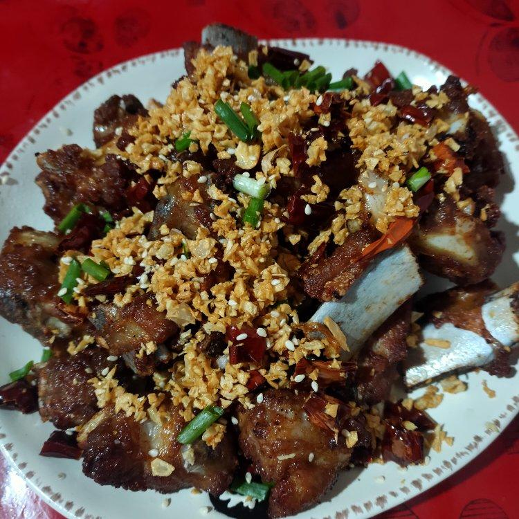 金牌蒜香排骨
