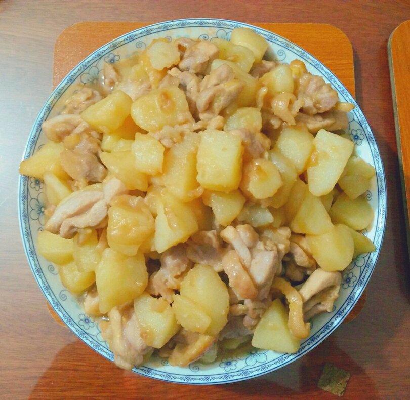 土豆炒鸡肉