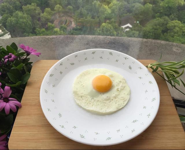 煎蛋(太阳蛋的做法）