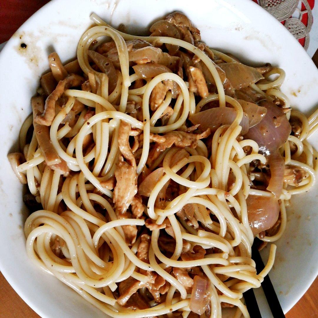 比餐厅好吃的黑椒牛柳意面🍝零失败简单教程