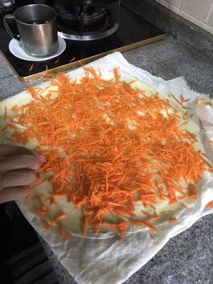新疆胡萝卜卷的做法 步骤4