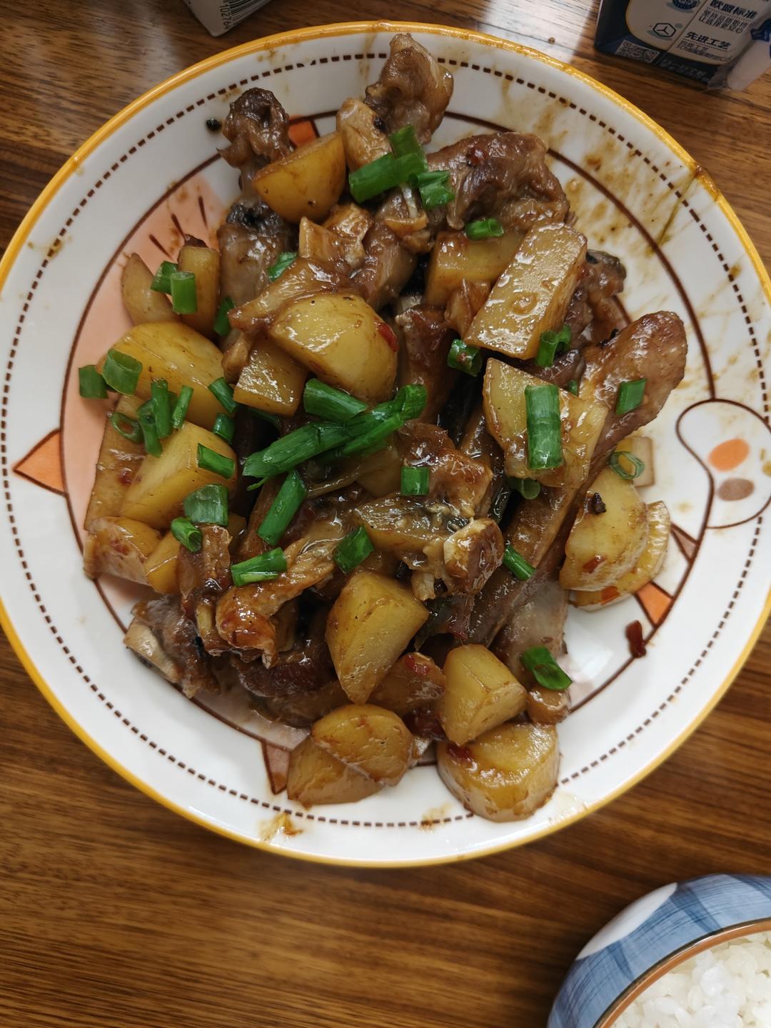 土豆炖排骨