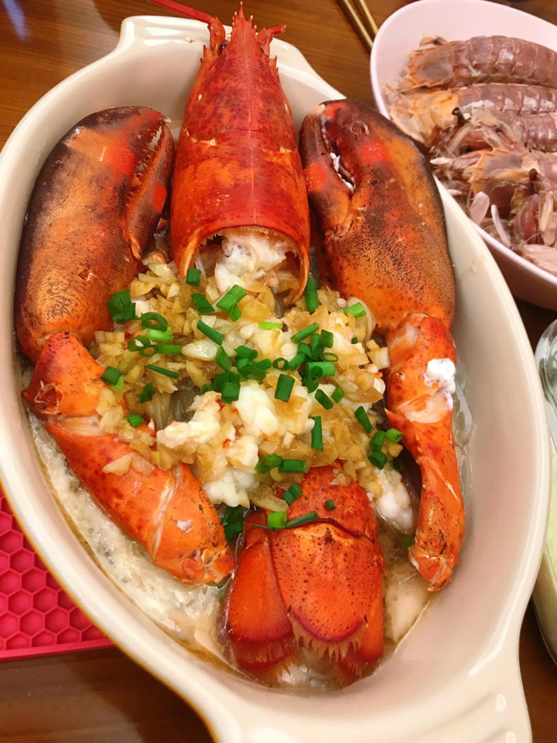 蒜蓉龙虾蒸粉丝