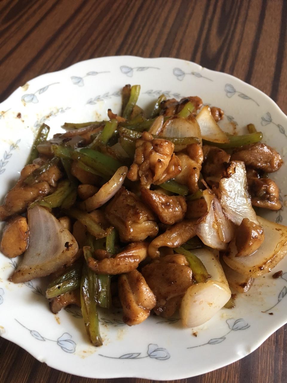 天然呆学做菜做的黑椒鸡丁