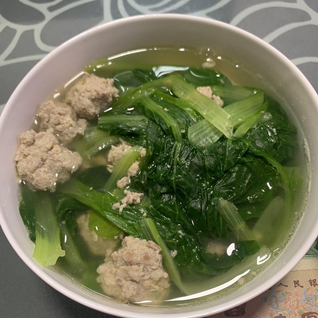 小白菜丸子汤