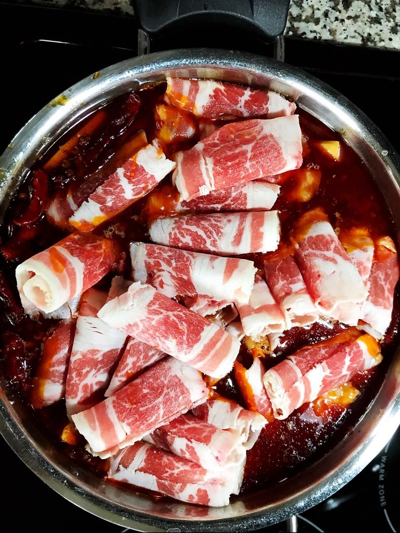香辣牛肉火锅