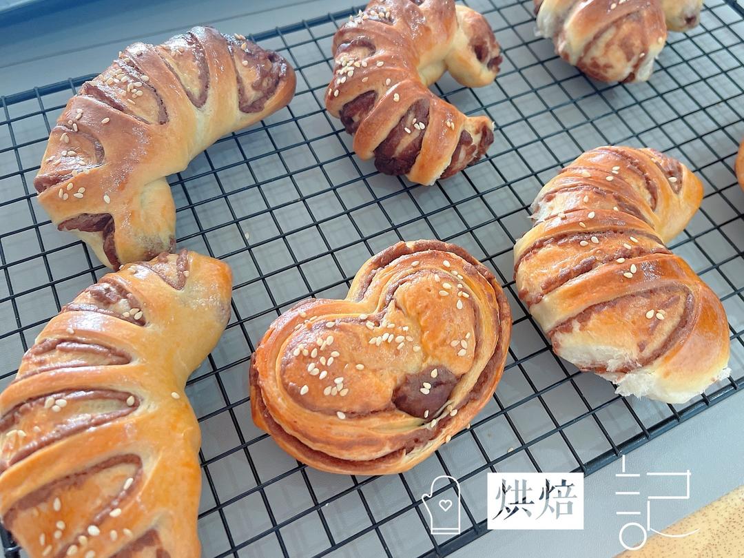 豆沙面包的做法