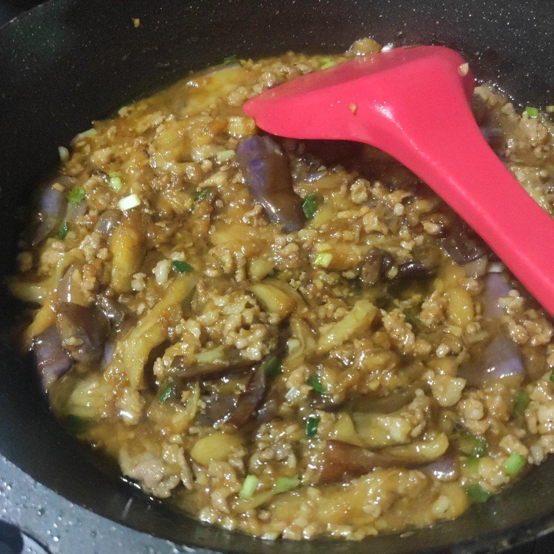 红烧茄子（教你炒茄子不变色的小妙招）