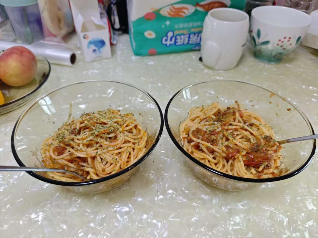 番茄肉酱意面的做法
