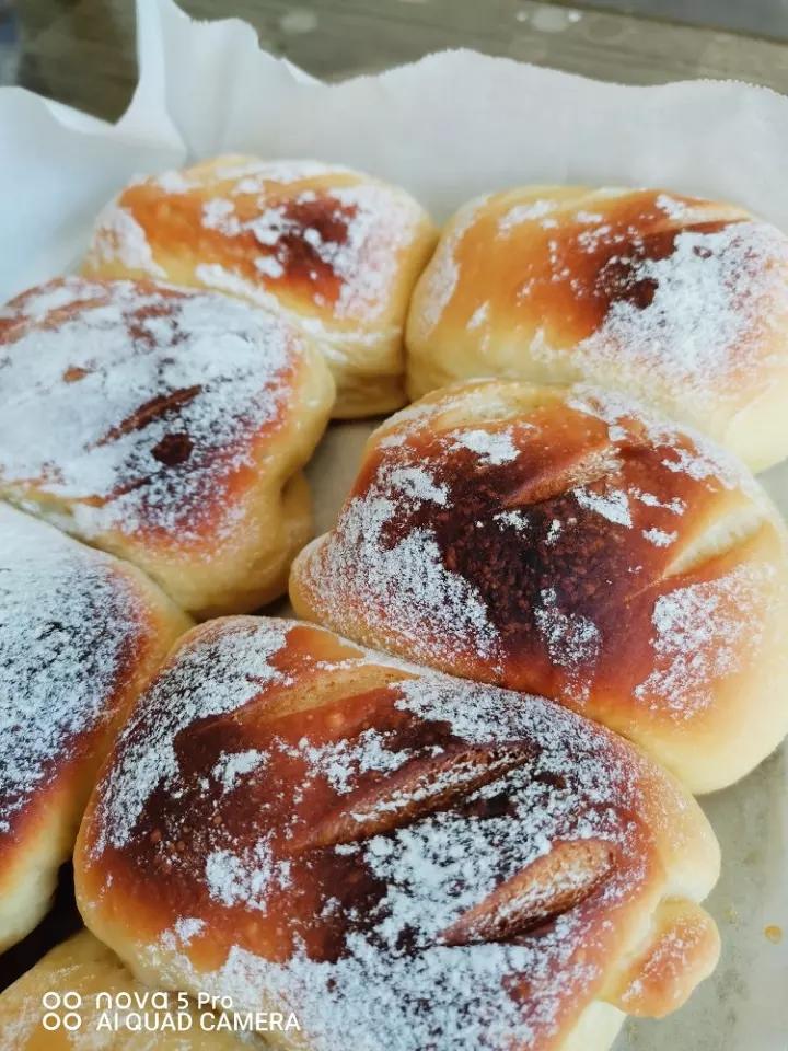 手揉面版拉丝排包(饺子粉+植物油也可以做出柔软拉丝滴面包哦)