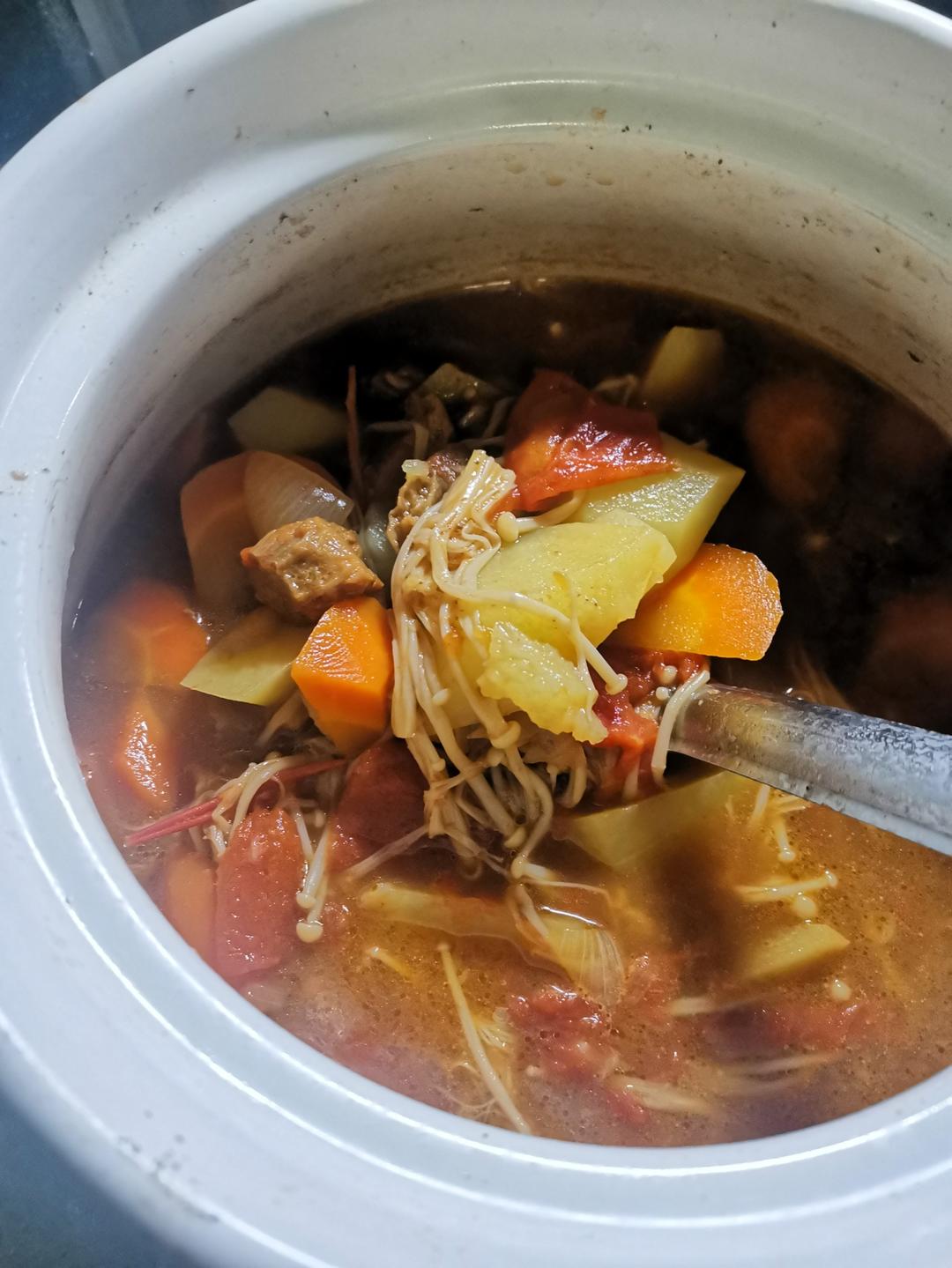 番茄土豆炖牛腩