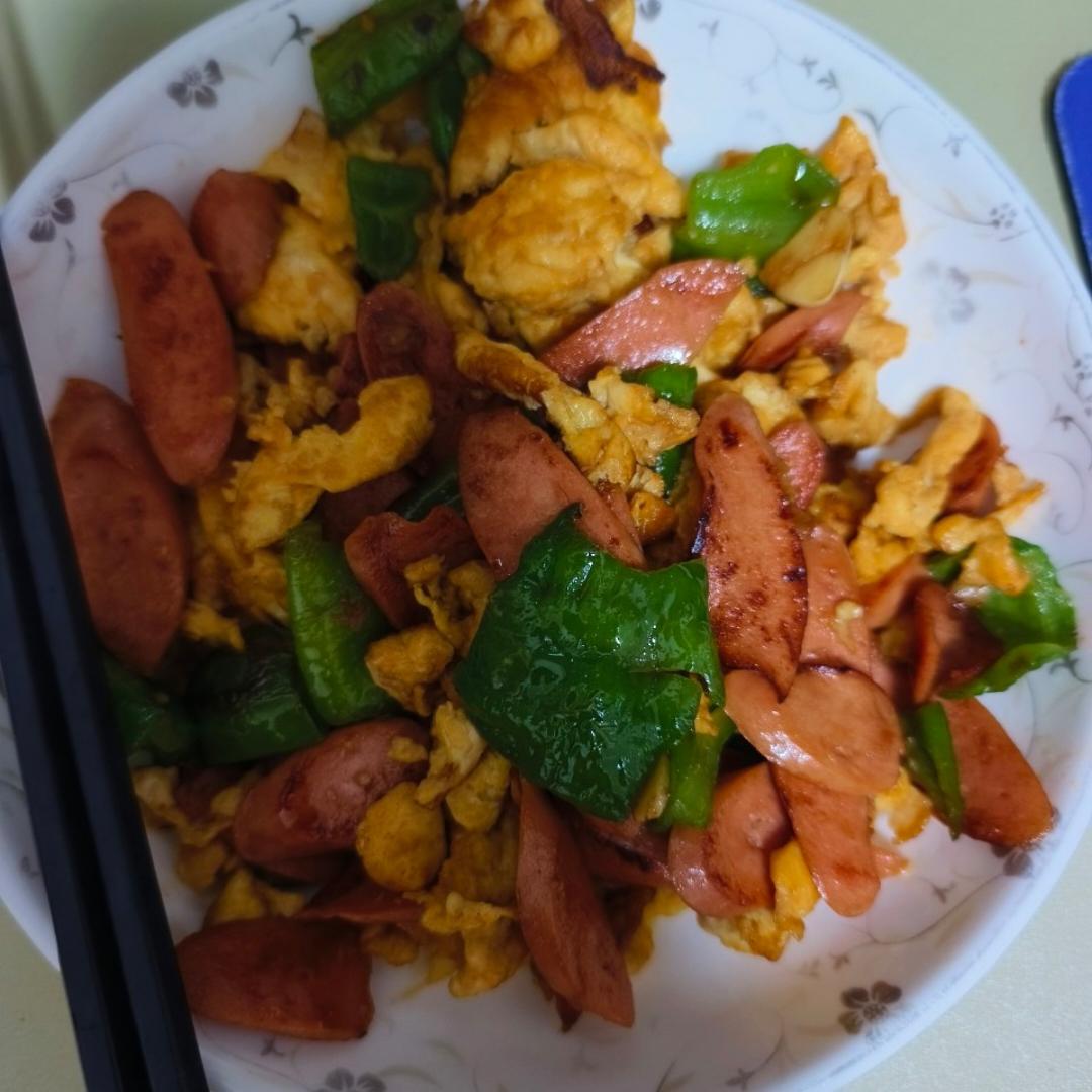 青椒火腿炒鸡蛋