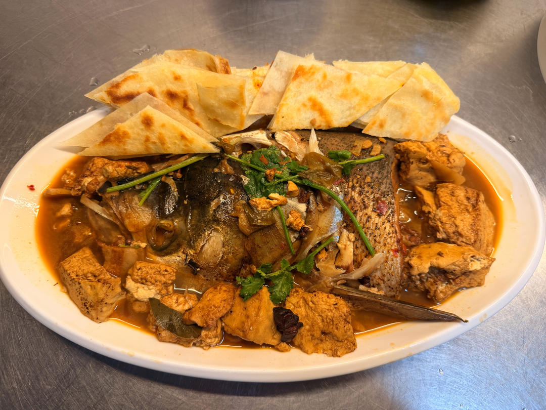 鱼头泡饼 炖鱼头（家庭版旺顺阁）