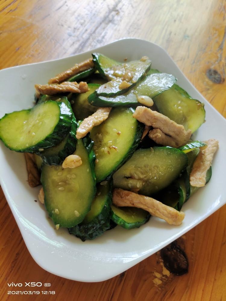 黄瓜炒肉丝