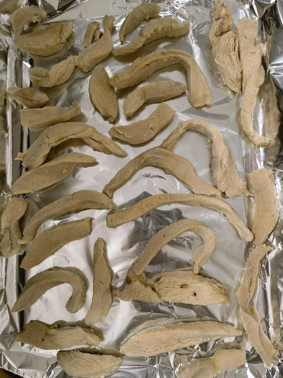 自制狗狗零食烤鸡胸肉干