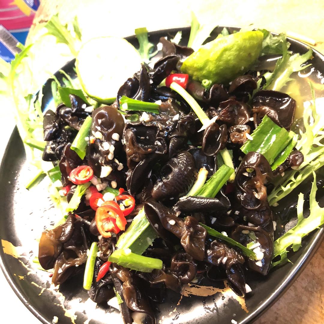 傣味凉拌木耳