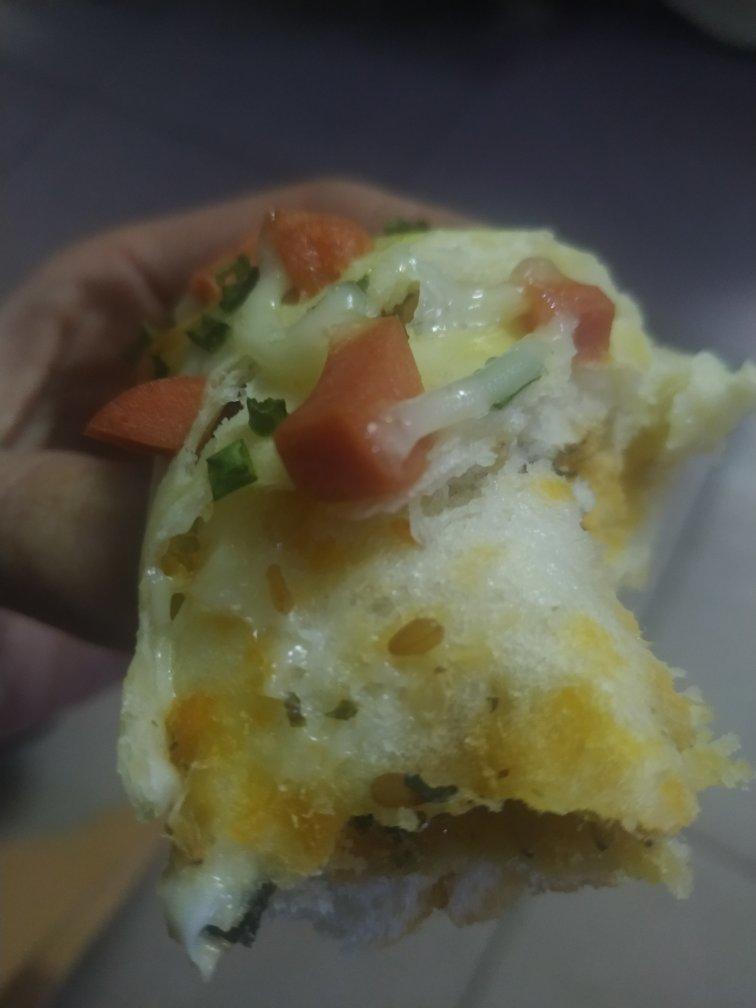 香葱火腿肠面包