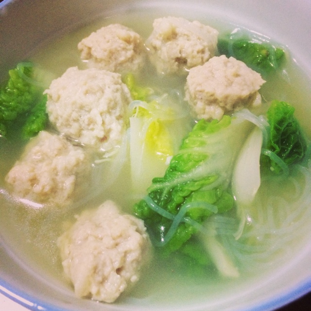 小白菜肉丸汤