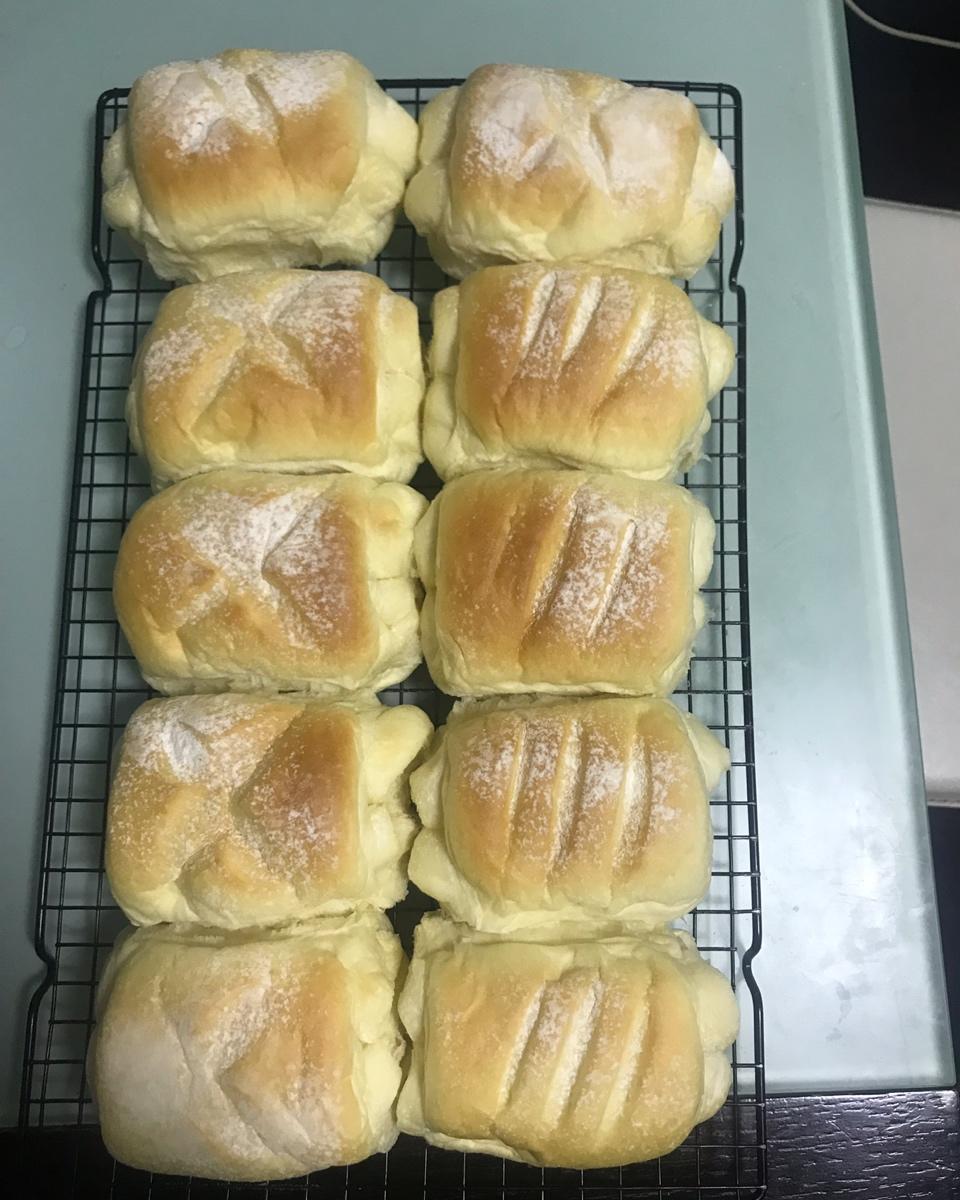 软到不知所措的牛奶卷