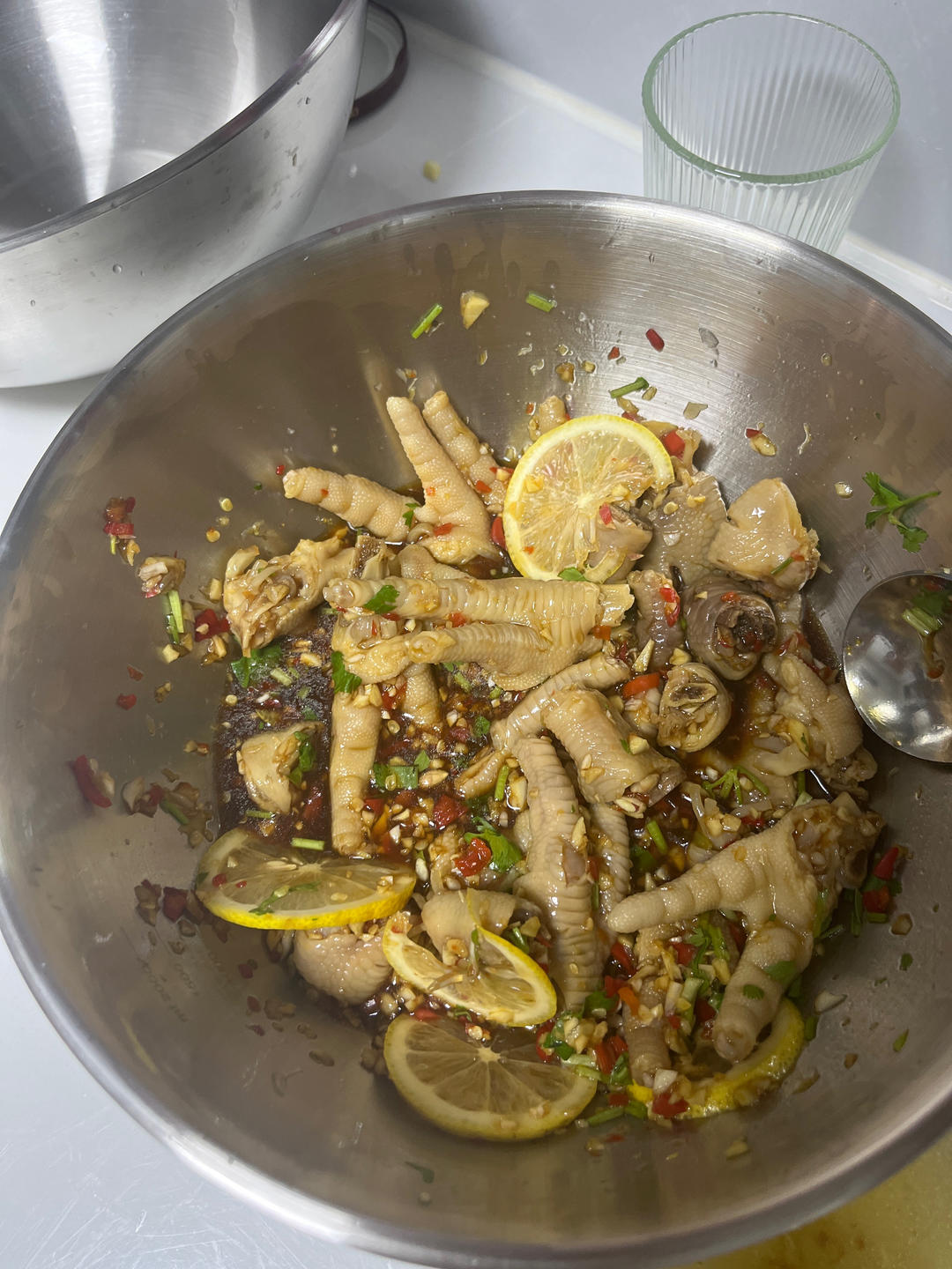 绝对不会后悔的酸辣鸡爪