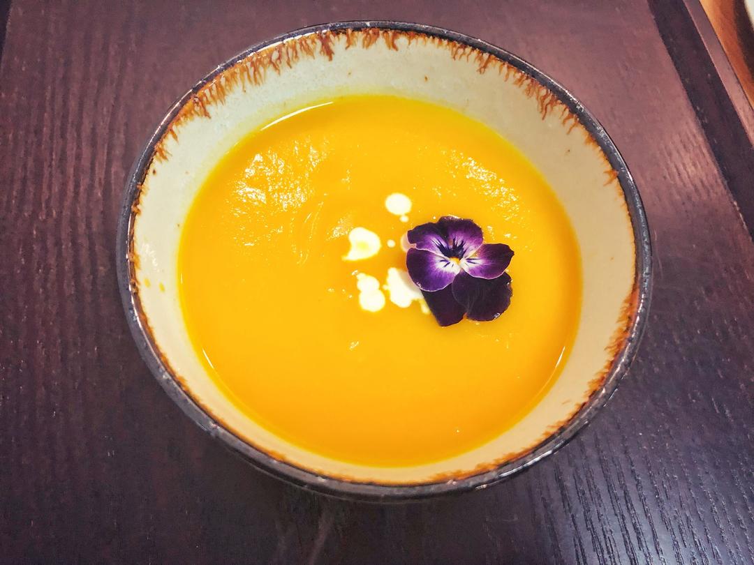 不加任何调料的南瓜浓汤的做法