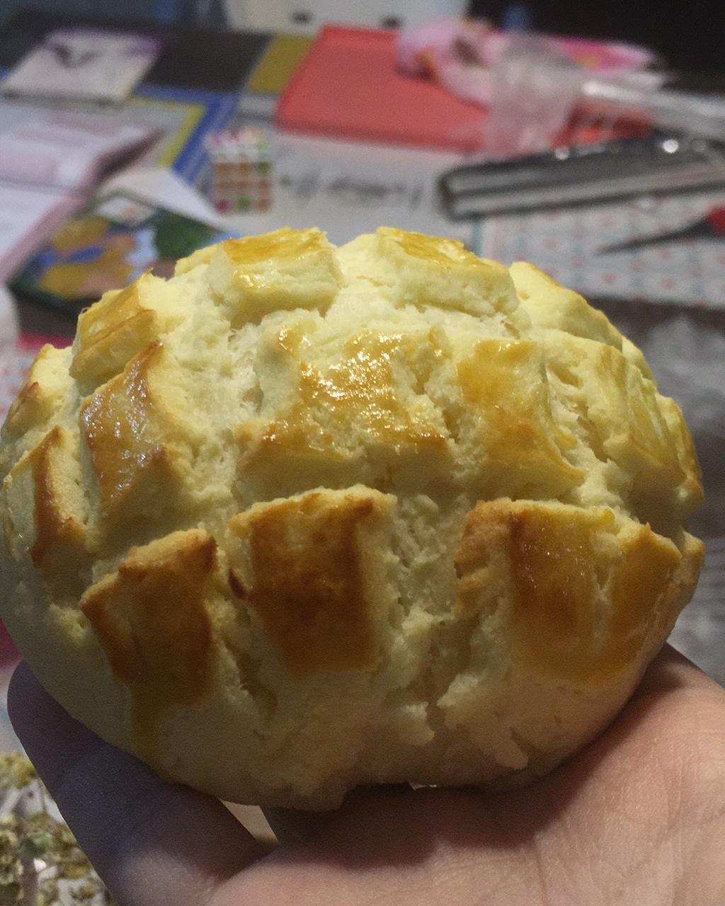 好吃到炸裂的港式菠萝包（附带制作酥皮的小视频）