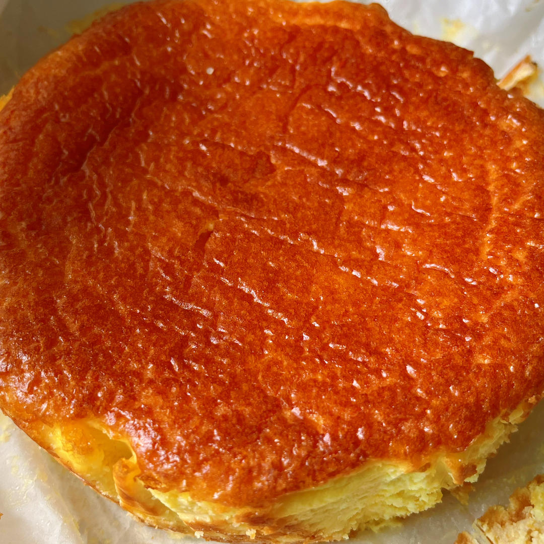 小山进公开食谱-使用大量牛奶，无淡奶油的巴斯克乳酪蛋糕