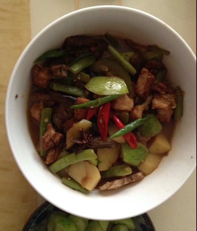 土豆炖排骨