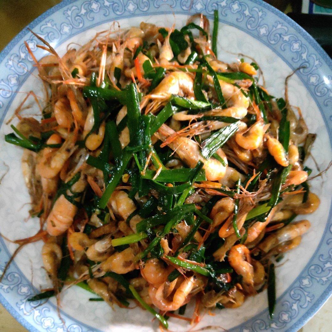 韭菜炒河虾