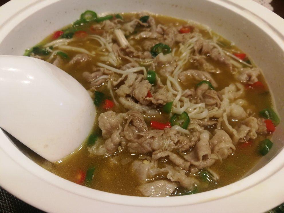 酸汤肥牛