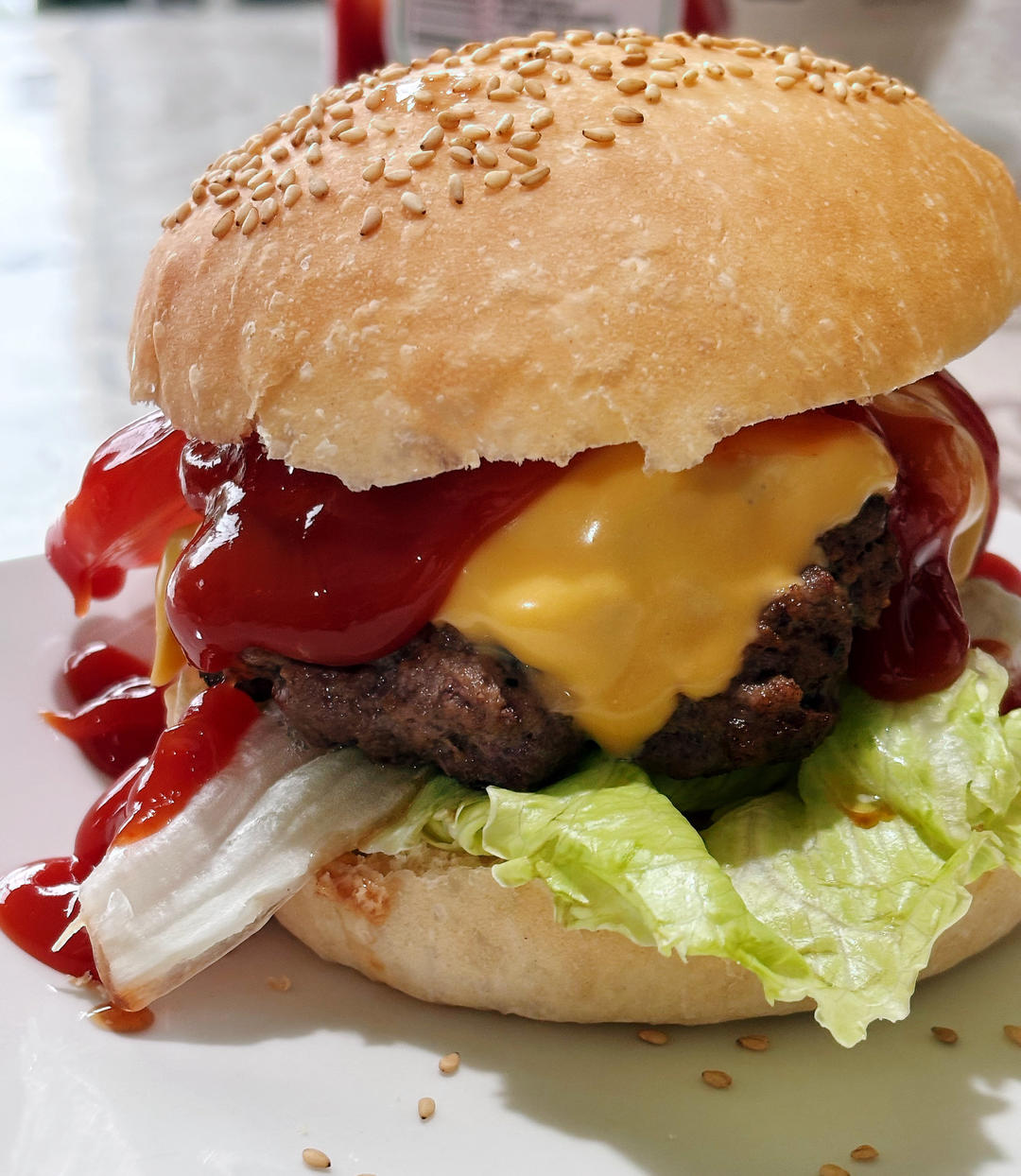 超级新鲜牛肉馅做的汉堡牛肉饼