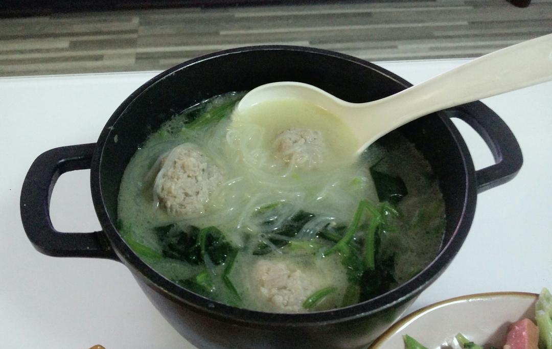 砂锅丸子