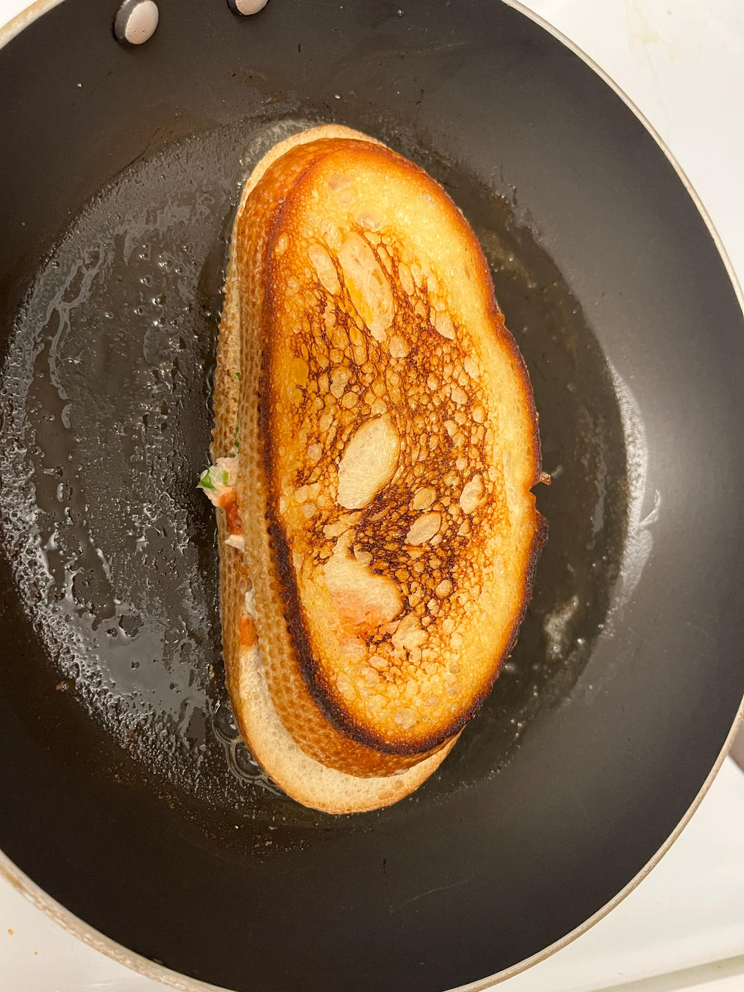 Tuna melt 金枪鱼三明治